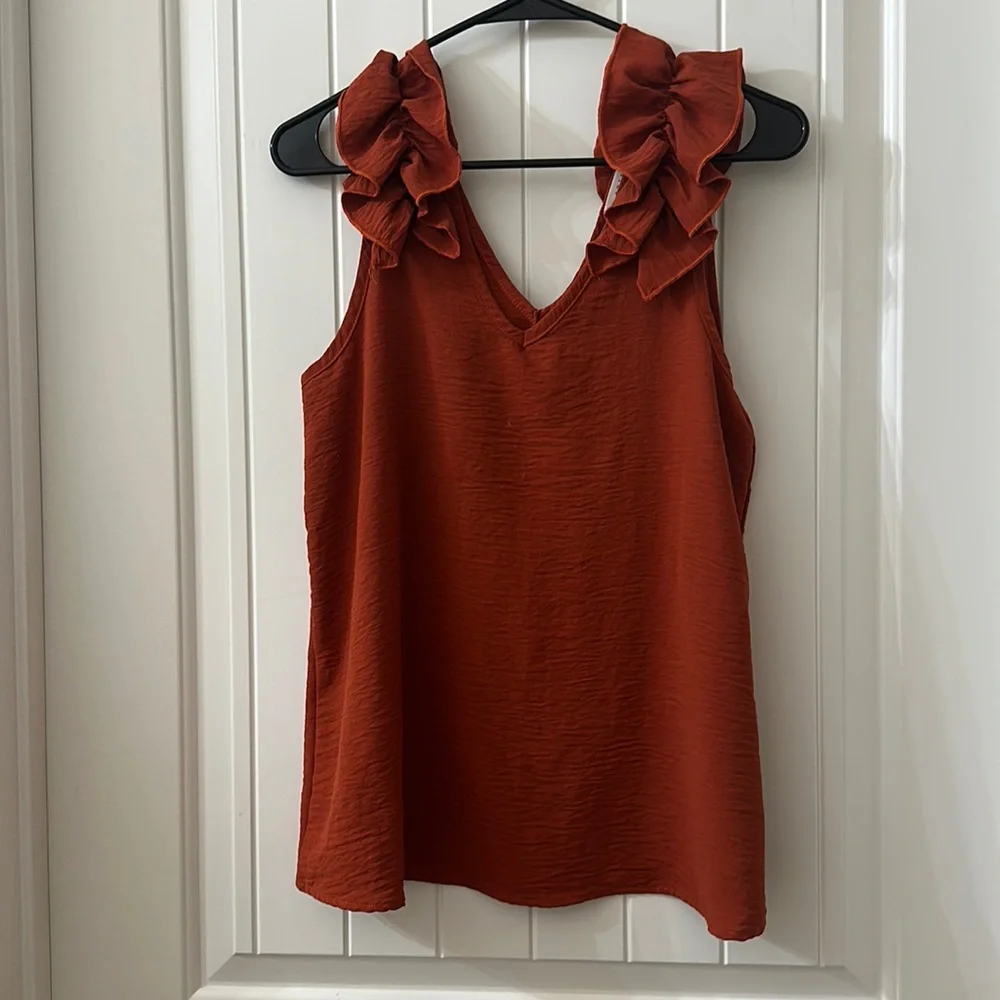 Entro Ruffle Tank - Picture 1 of 1